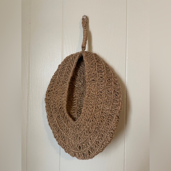 Jute basket hanging for pantry | Potato garlic onion storage | Boho wall basket - Picture 3 of 9